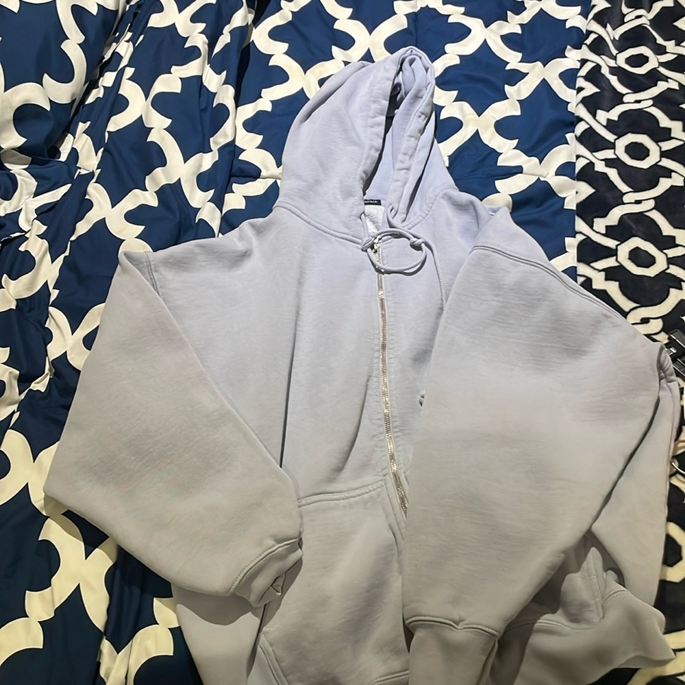BRANDY MELVILLE LIGHT BLUE CHRISTY HOODIE